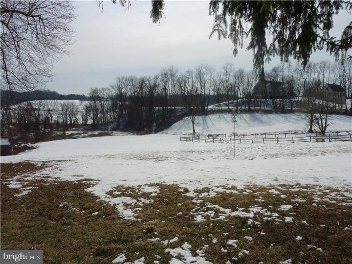 Landenberg, PA 19350,323 BUTTONWOOD RD