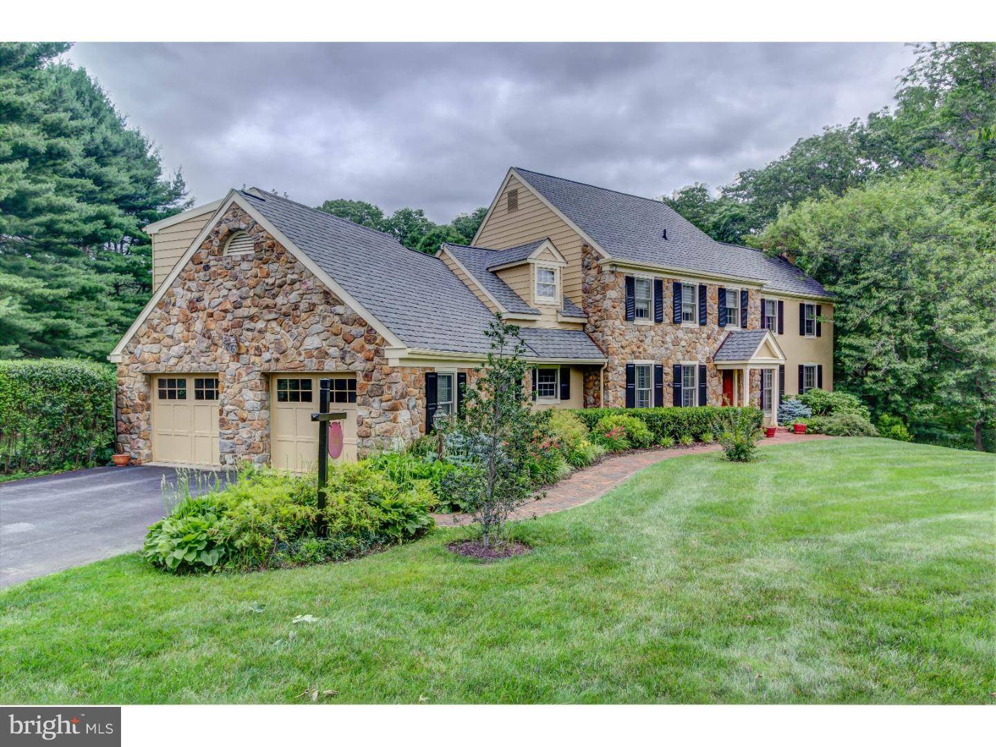 Chadds Ford, PA 19317,4 SHADOW LN