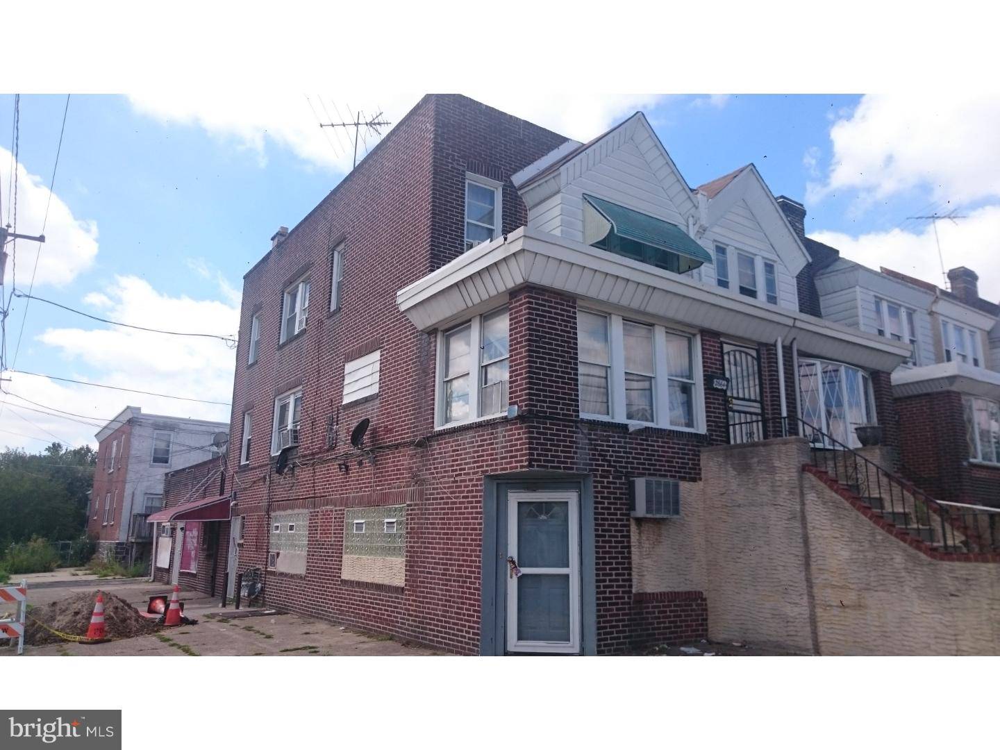 Philadelphia, PA 19142,2664 S 65TH ST