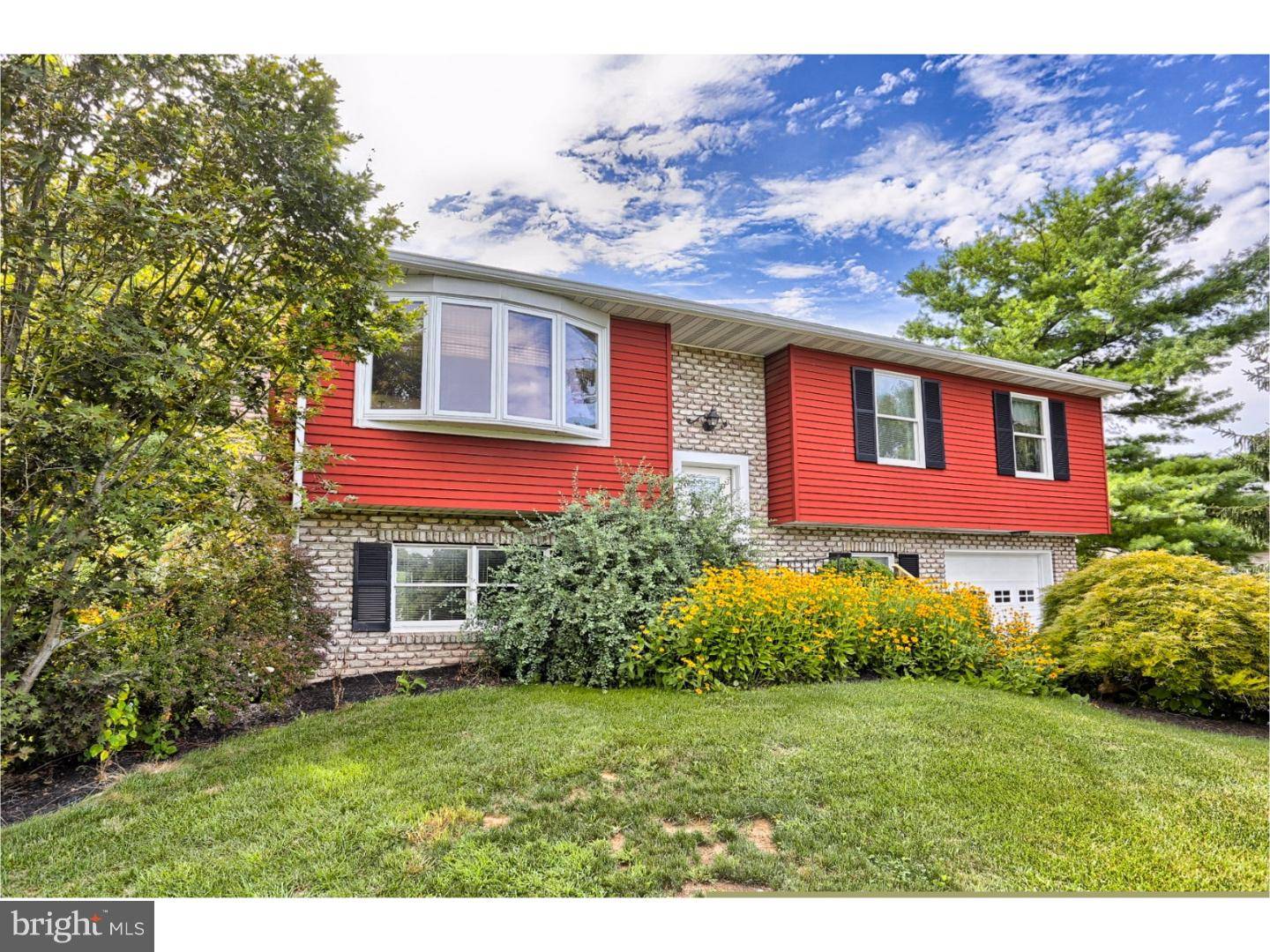 Ephrata, PA 17522,217 MELLINGER CIR