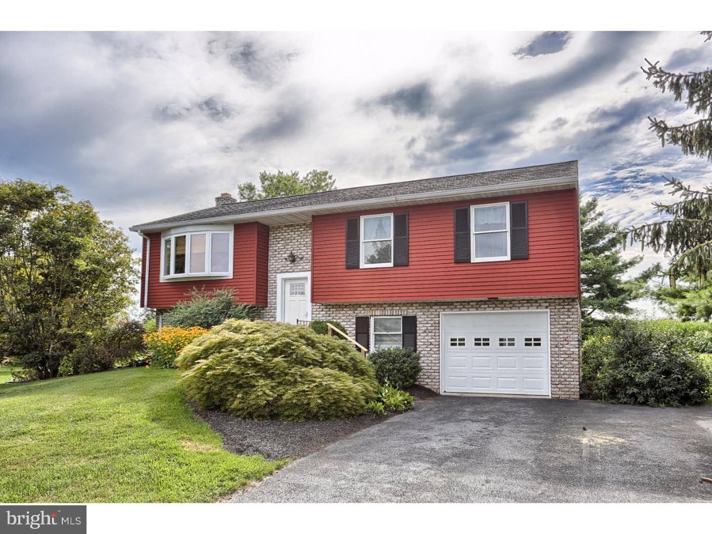 Ephrata, PA 17522,217 MELLINGER CIR