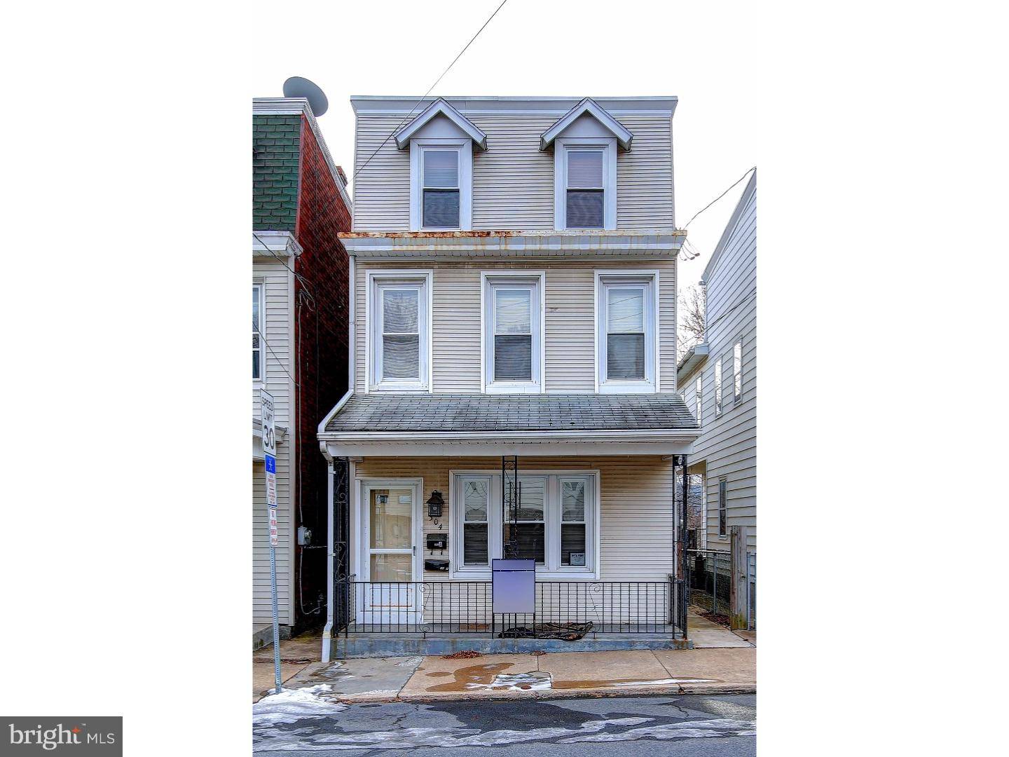 Schuylkill Haven, PA 17972,304 SAINT JOHN ST