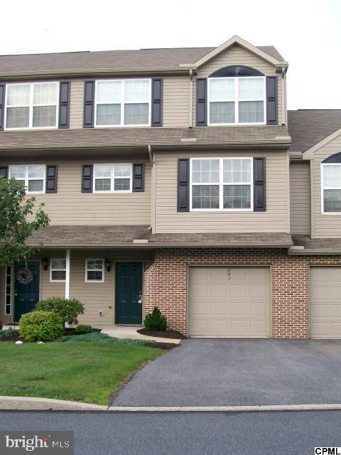 Hummelstown, PA 17036,293 THRUSH DR