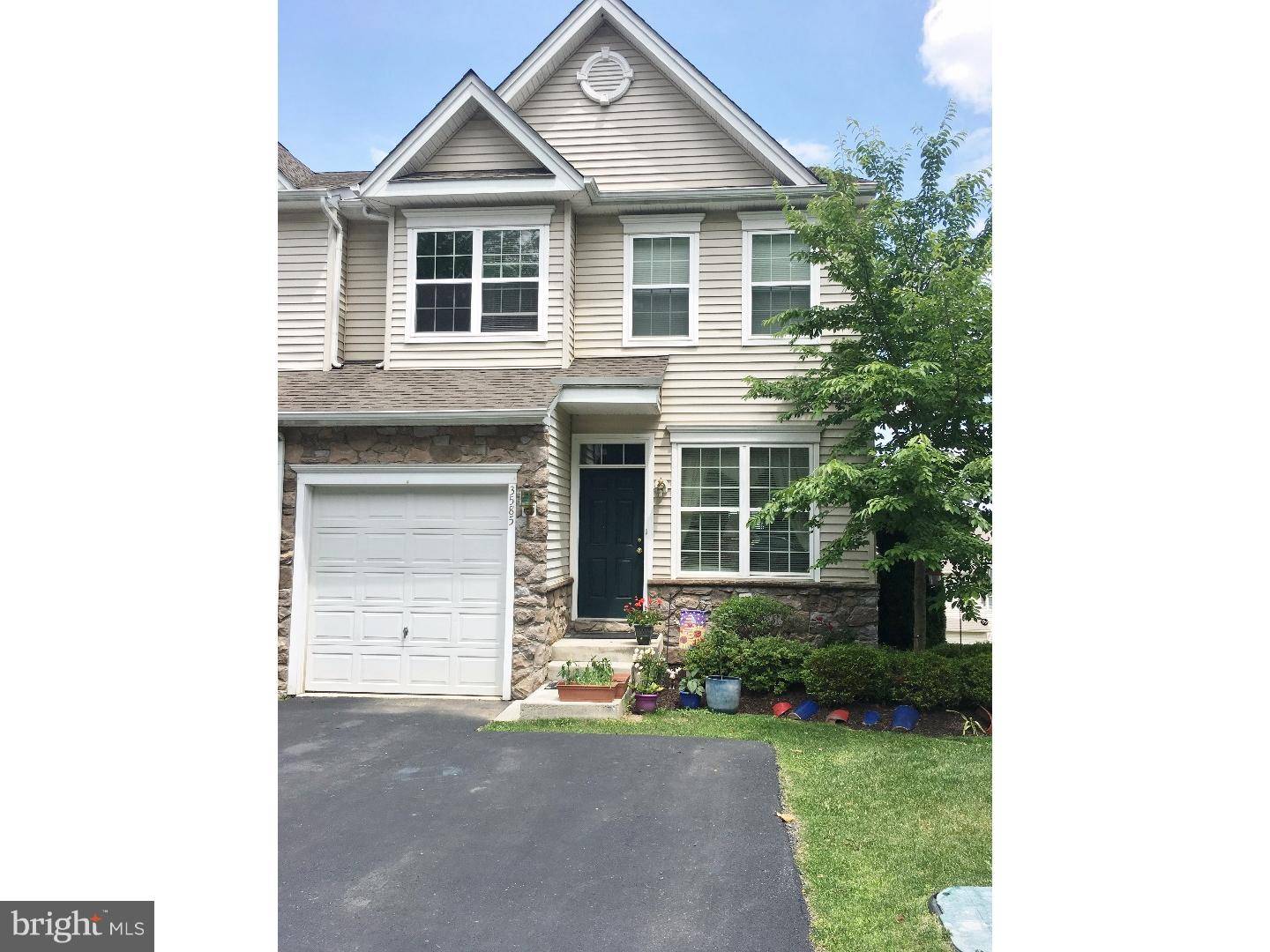 Nazareth, PA 18064,3585 WINDSOR CT