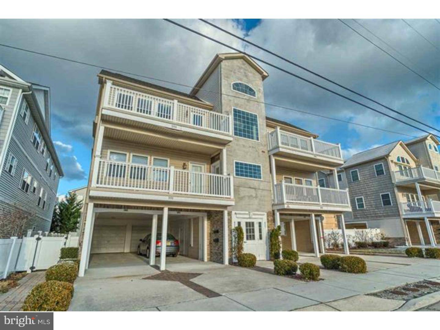 Wildwood, NJ 08260,429 W MONTGOMERY AVE #201