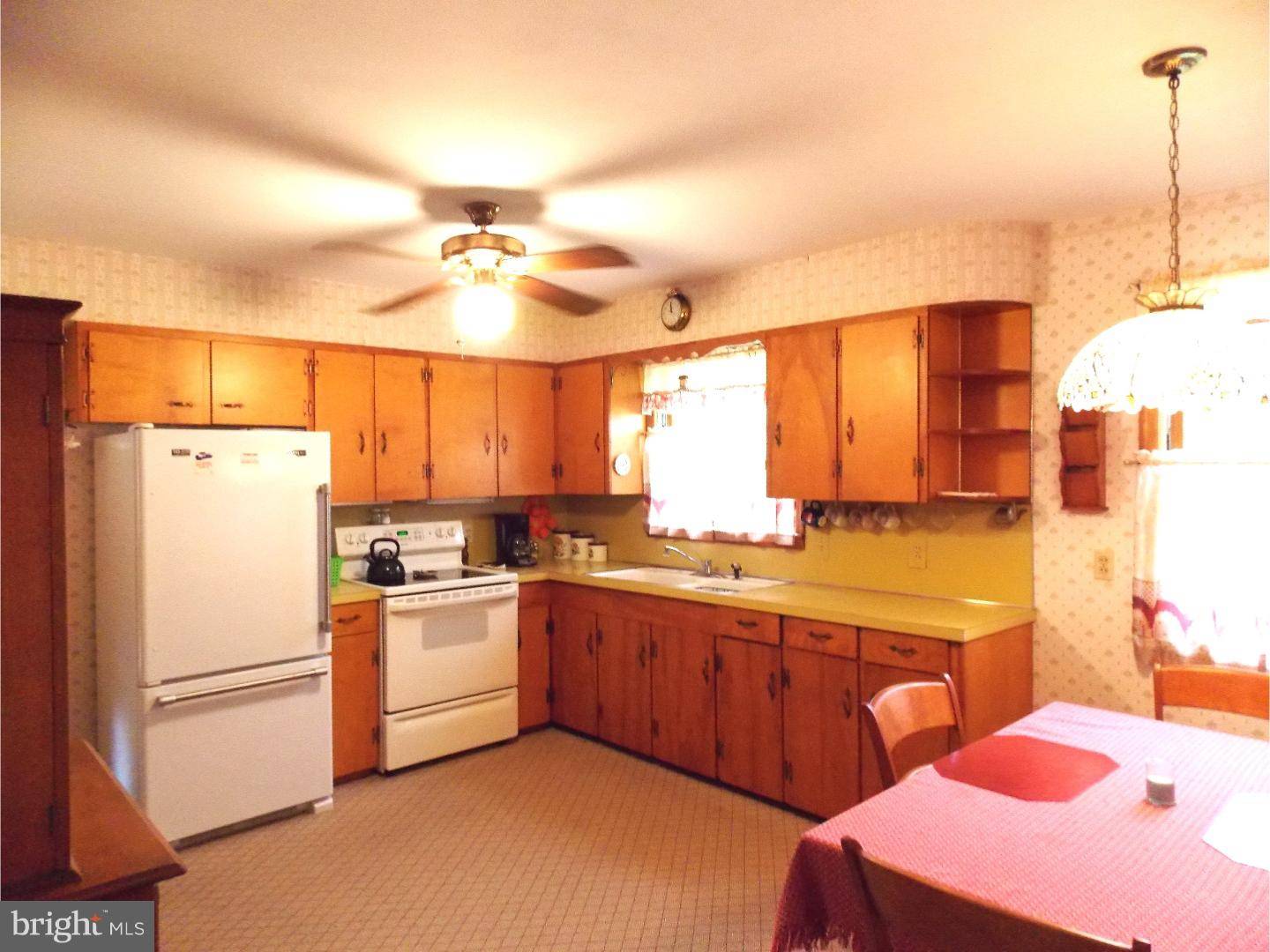 Lehighton, PA 18235,2483 MAHONING DR W