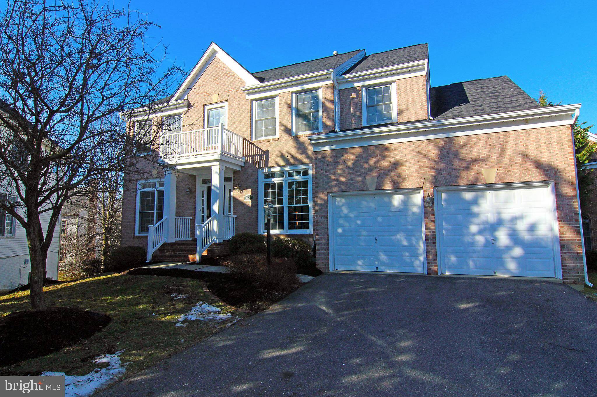 Vienna, VA 22182,8221 WESTWOOD MEWS CT