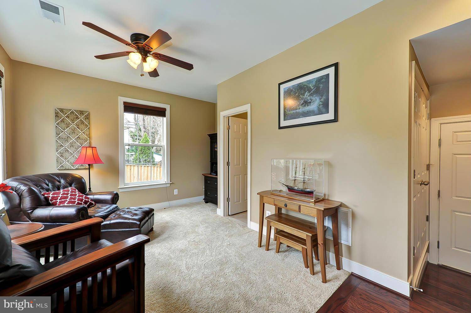 Alexandria, VA 22303,2078 HUNTING CREEK CT