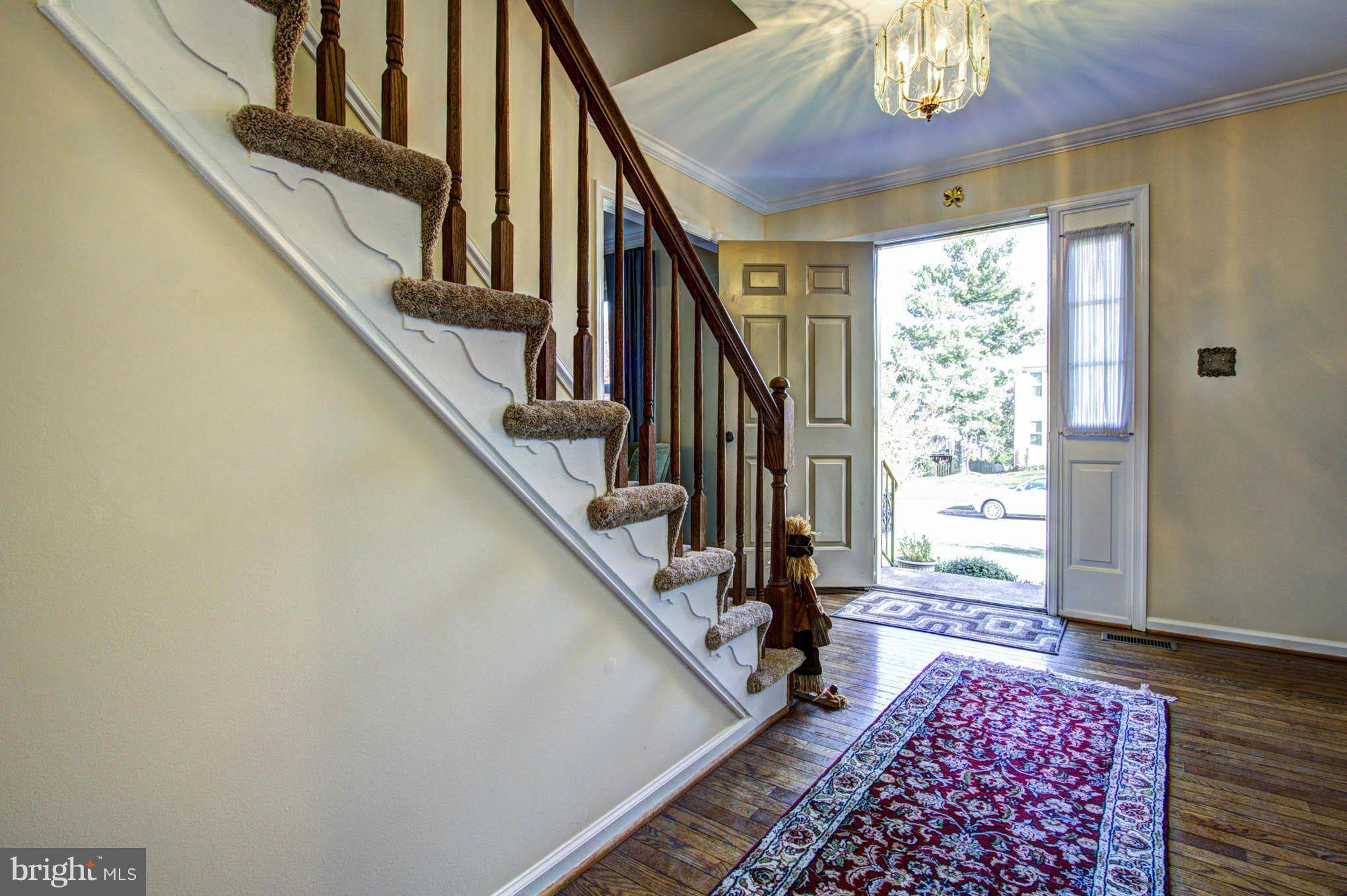 Chantilly, VA 20151,13707 COUNTRY CROSSING CT