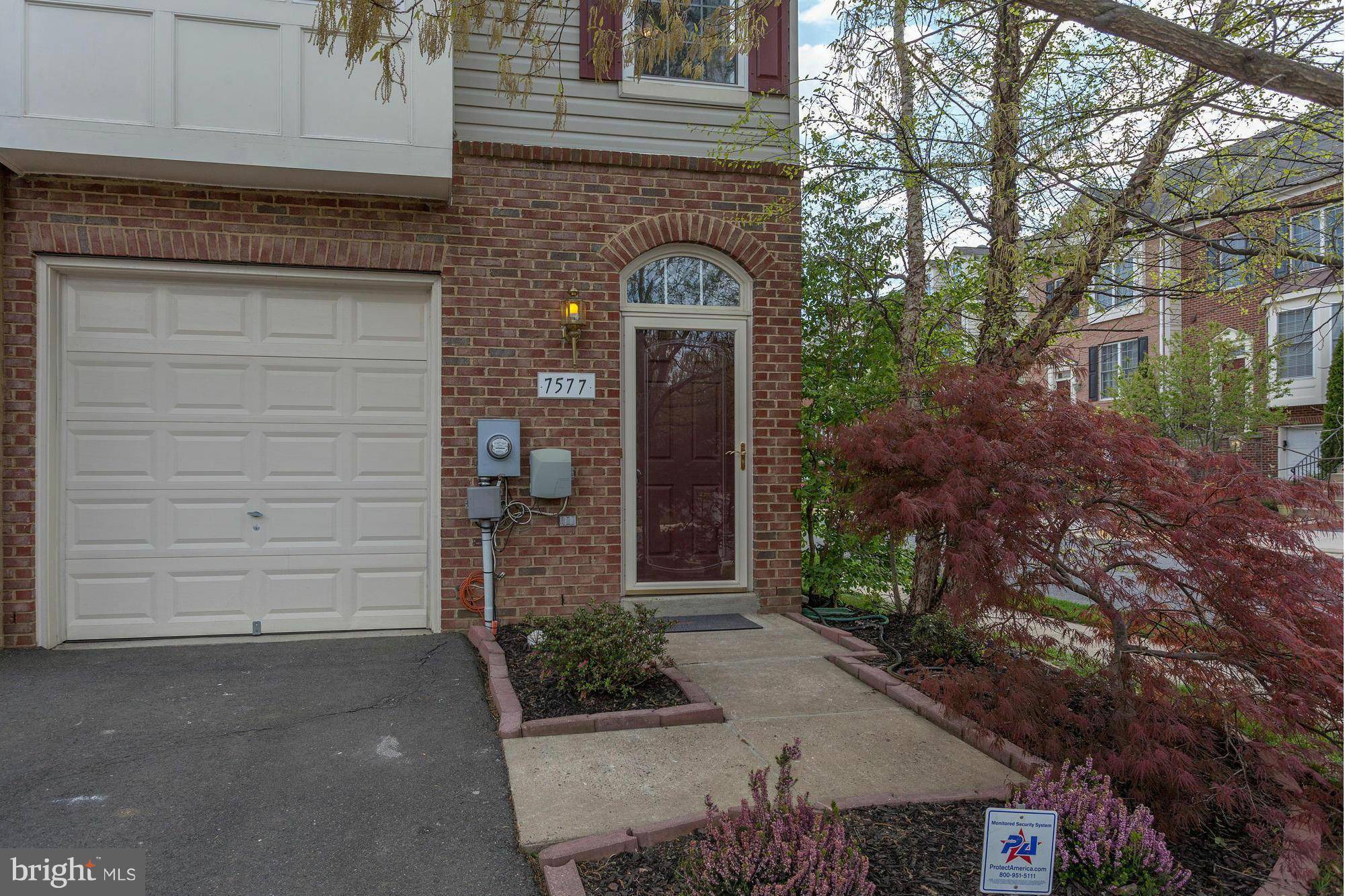 Alexandria, VA 22306,7577 GREAT SWAN CT