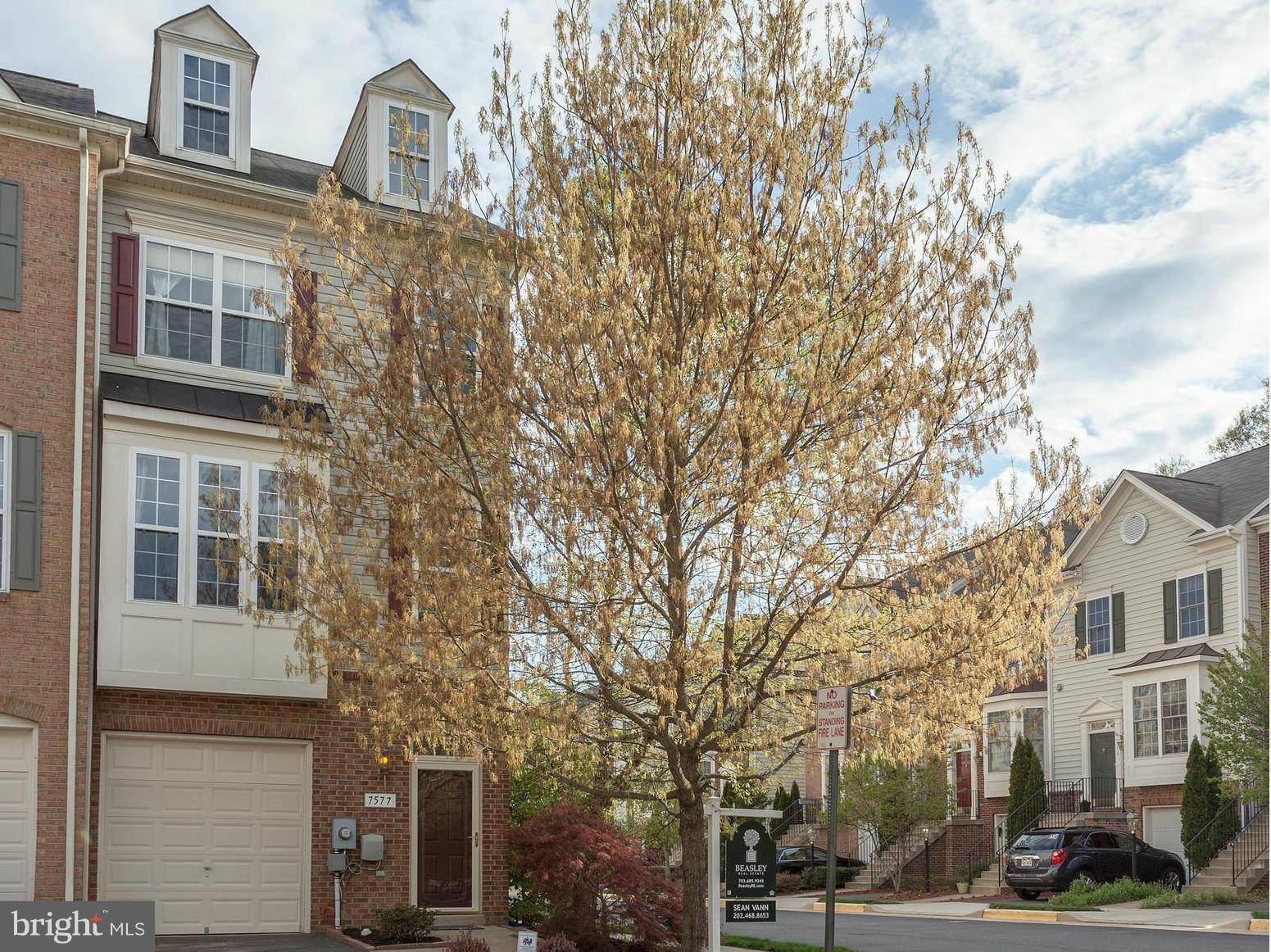 Alexandria, VA 22306,7577 GREAT SWAN CT