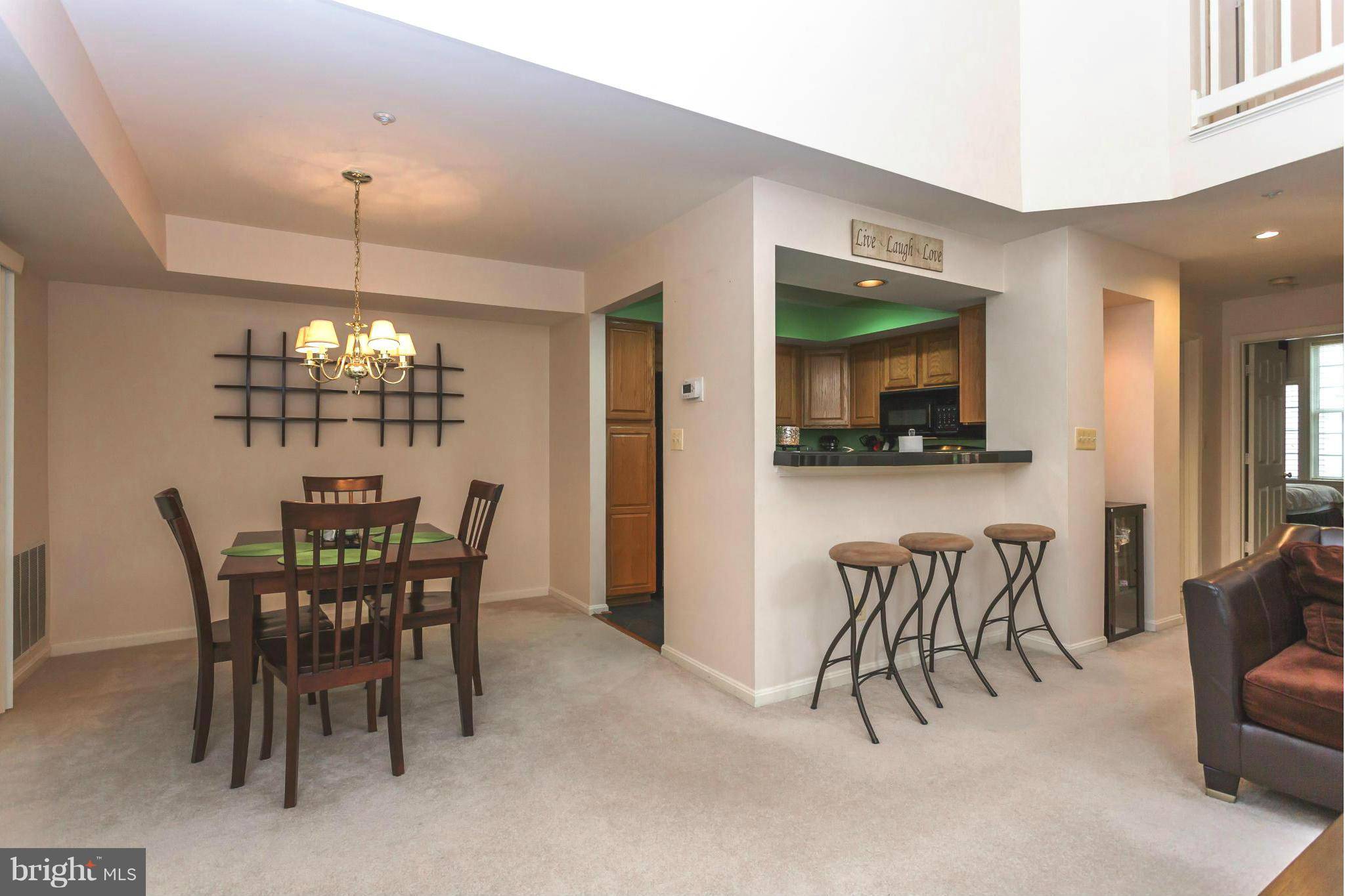 Alexandria, VA 22315,6813 BRINDLE HEATH WAY #289