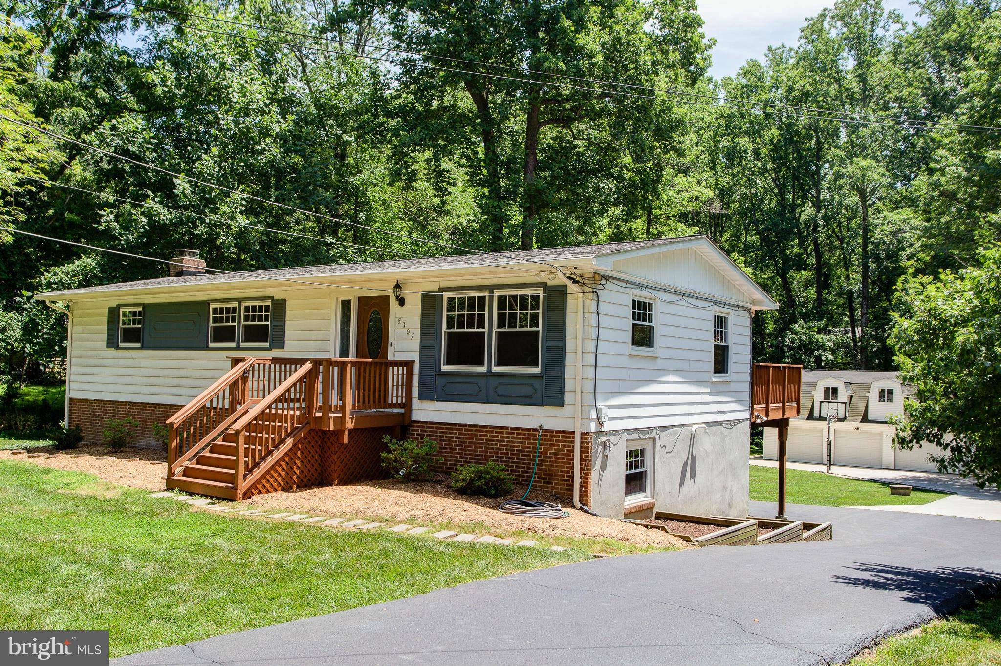 Annandale, VA 22003,8307 ROBEY AVE