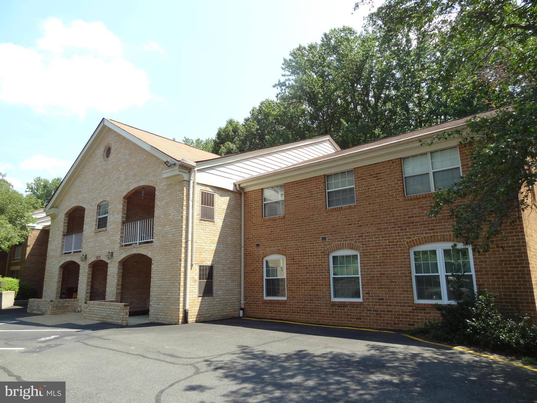 Burke, VA 22015,5815 COVE LANDING RD #301