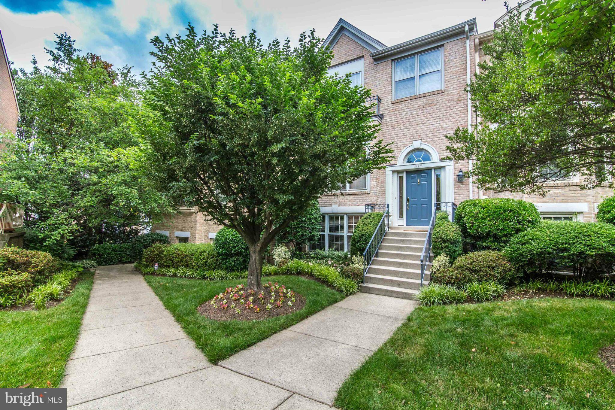 Falls Church, VA 22043,2156 KINGS GARDEN WAY