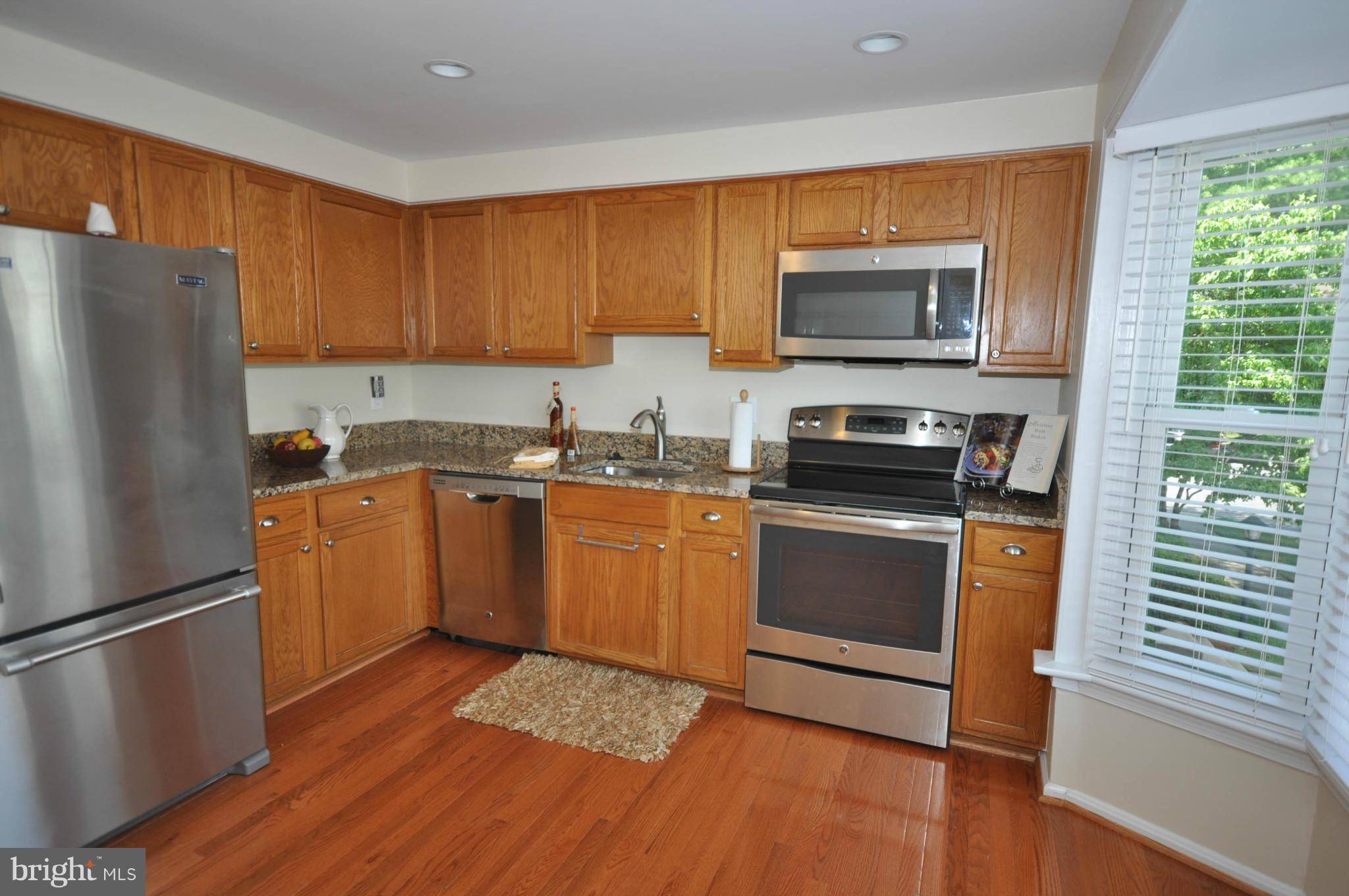 Alexandria, VA 22315,7405 MEADOWLEIGH WAY