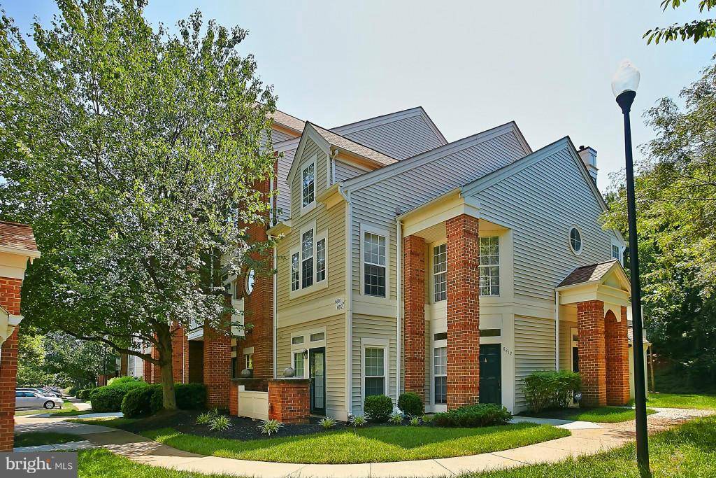 Alexandria, VA 22315,6814 BRINDLE HEATH WAY #257