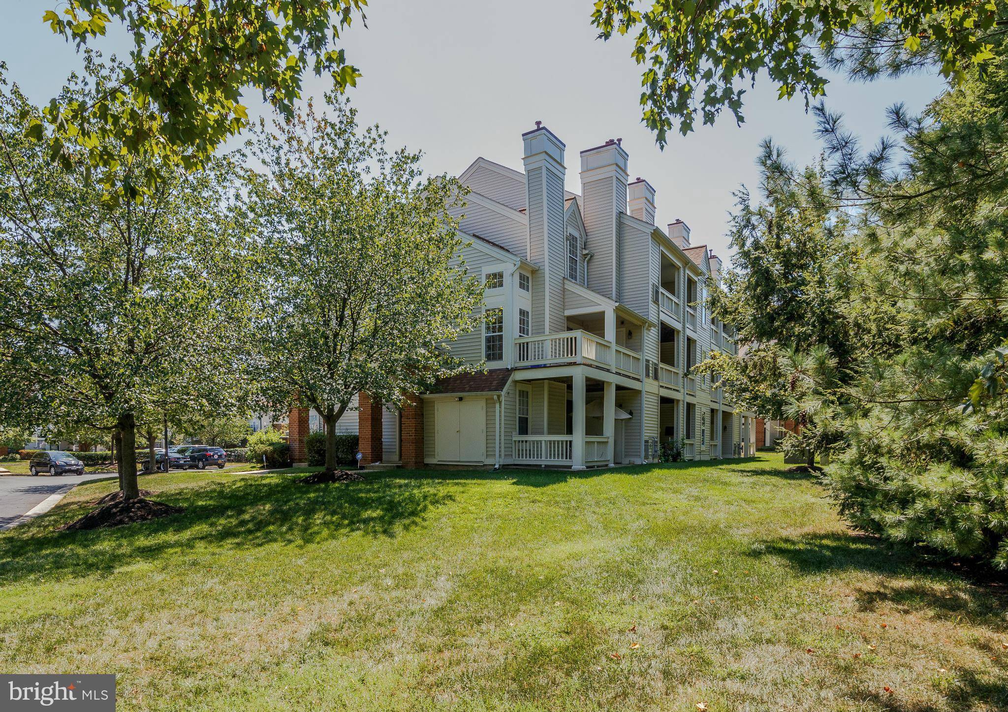 Alexandria, VA 22315,6802 BRINDLE HEATH WAY #262