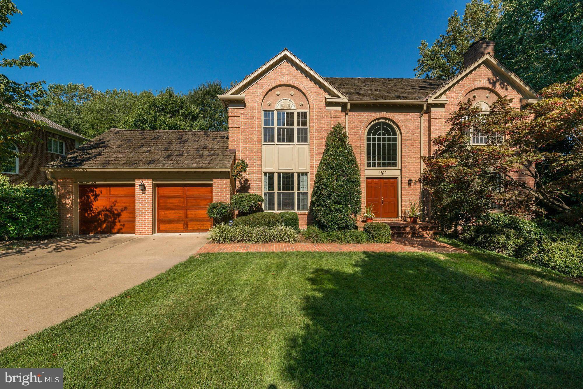 Mclean, VA 22101,1800 SOLITAIRE LN