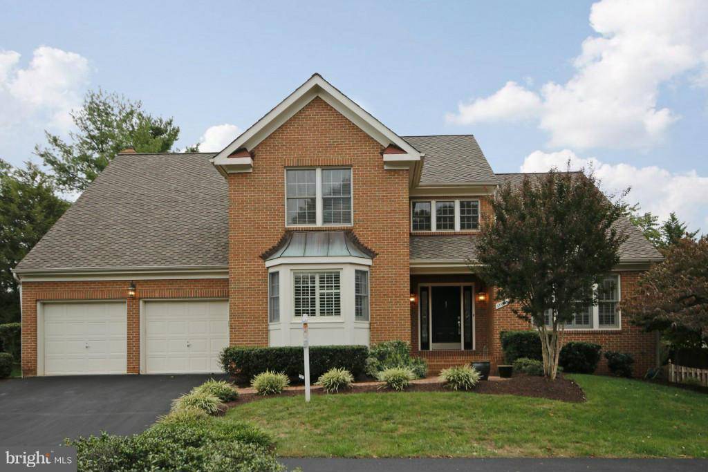 Herndon, VA 20171,13025 GREY FRIARS PL