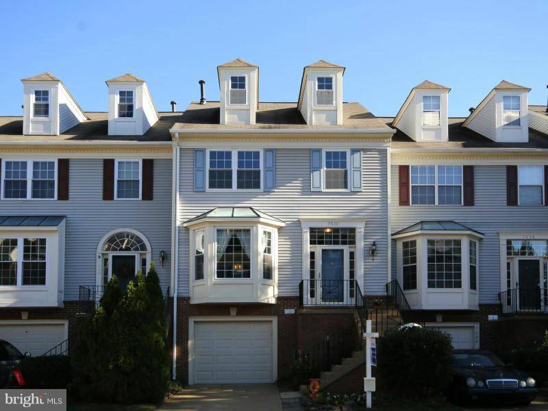 Alexandria, VA 22315,7030 KINGS MANOR DR