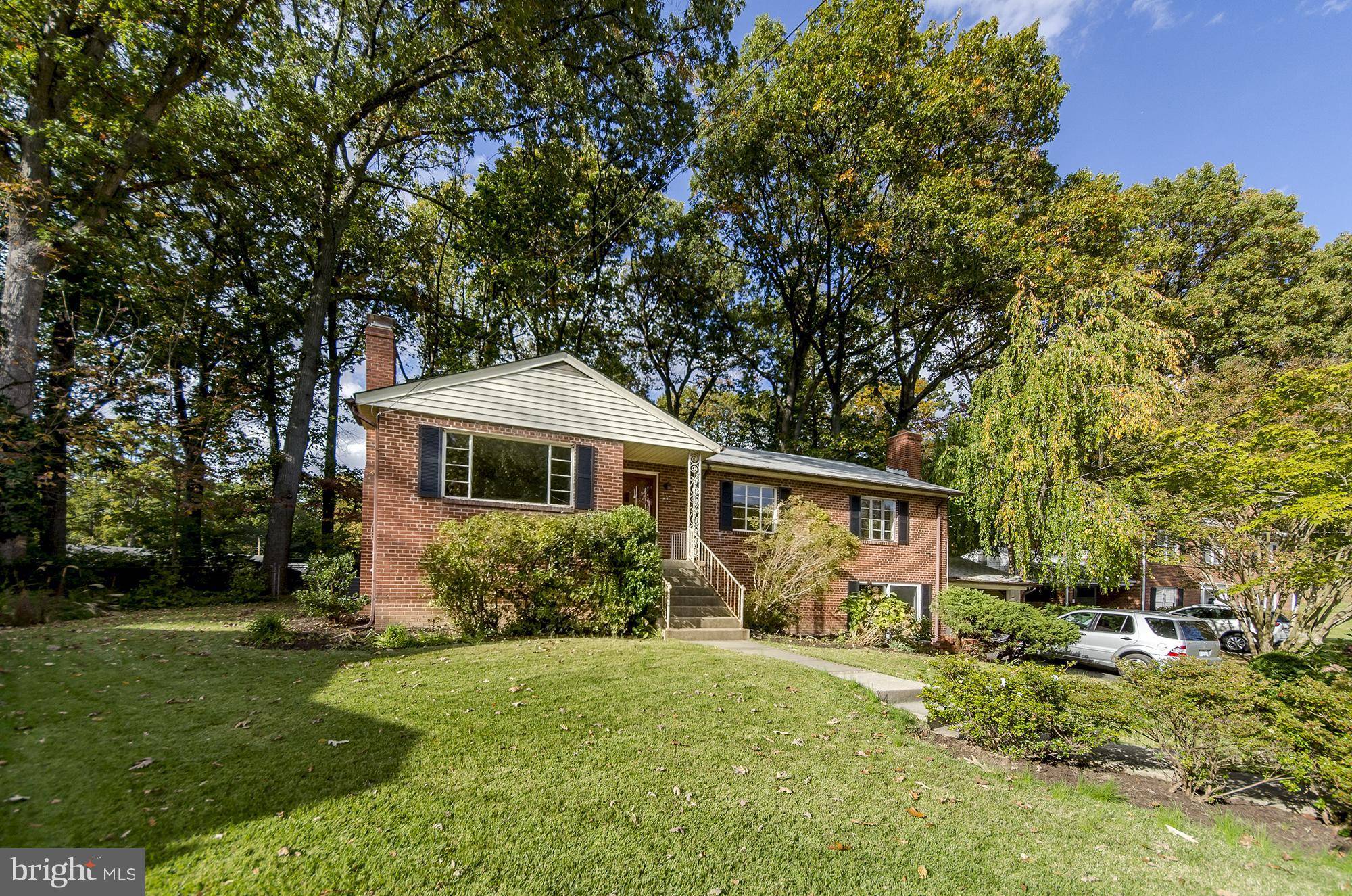 Falls Church, VA 22044,6308 ANNELIESE DR