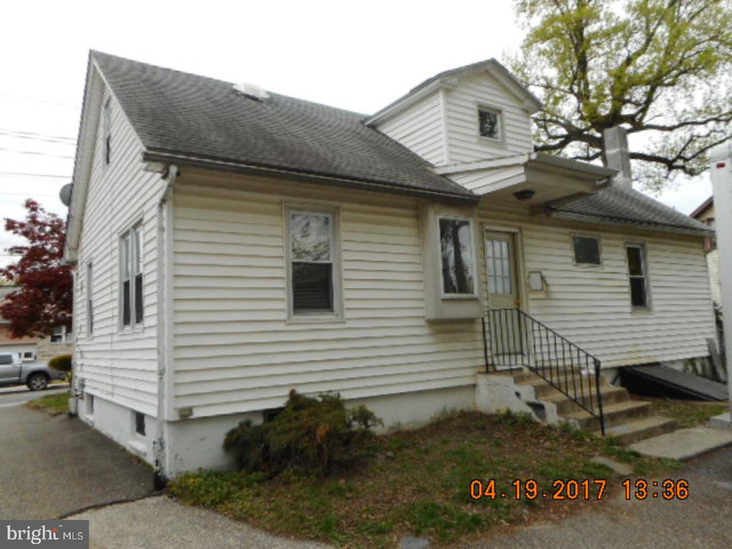 Westville, NJ 08093,33 E OLIVE ST