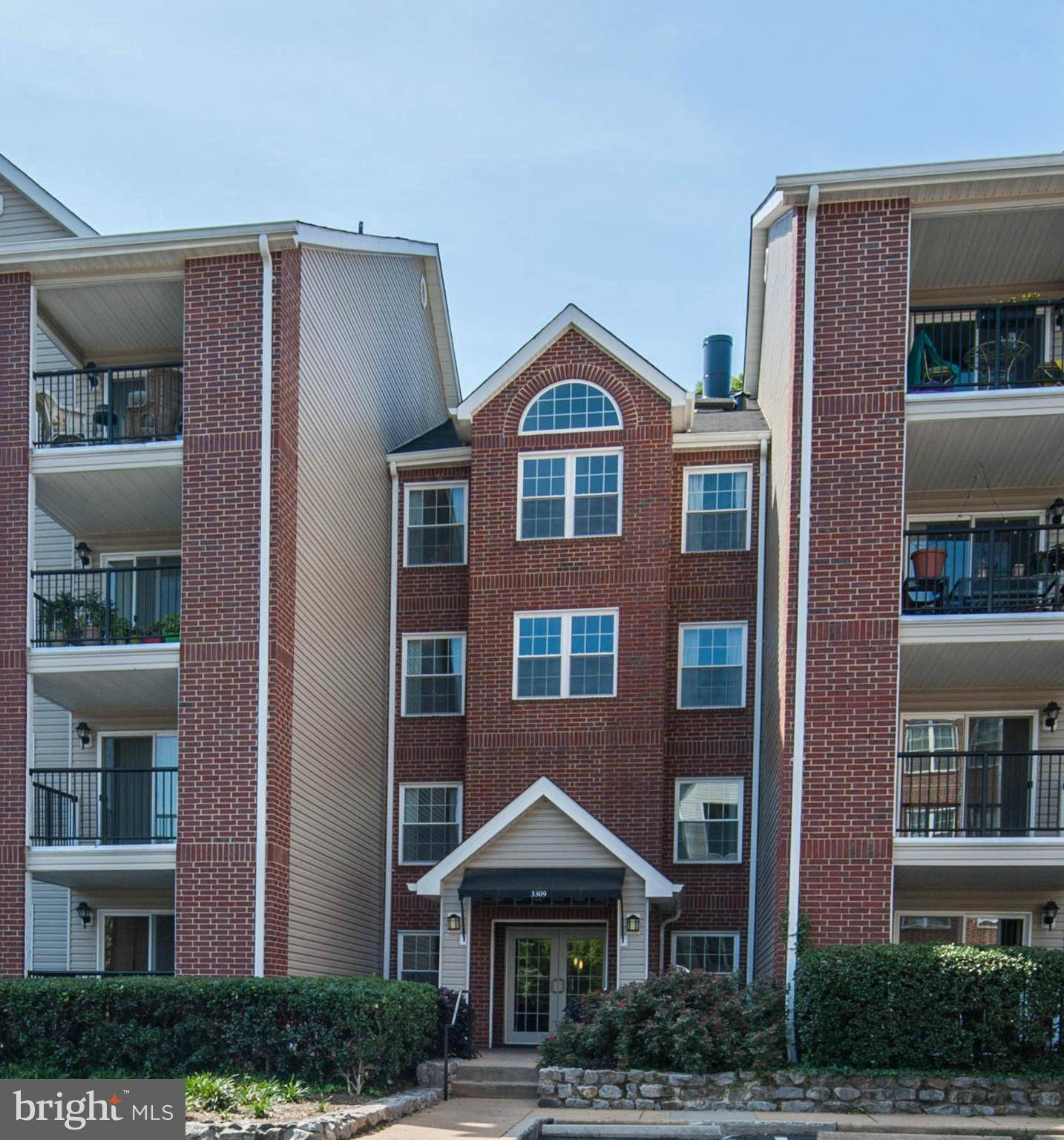 Alexandria, VA 22302,3309 WYNDHAM CIR #1178