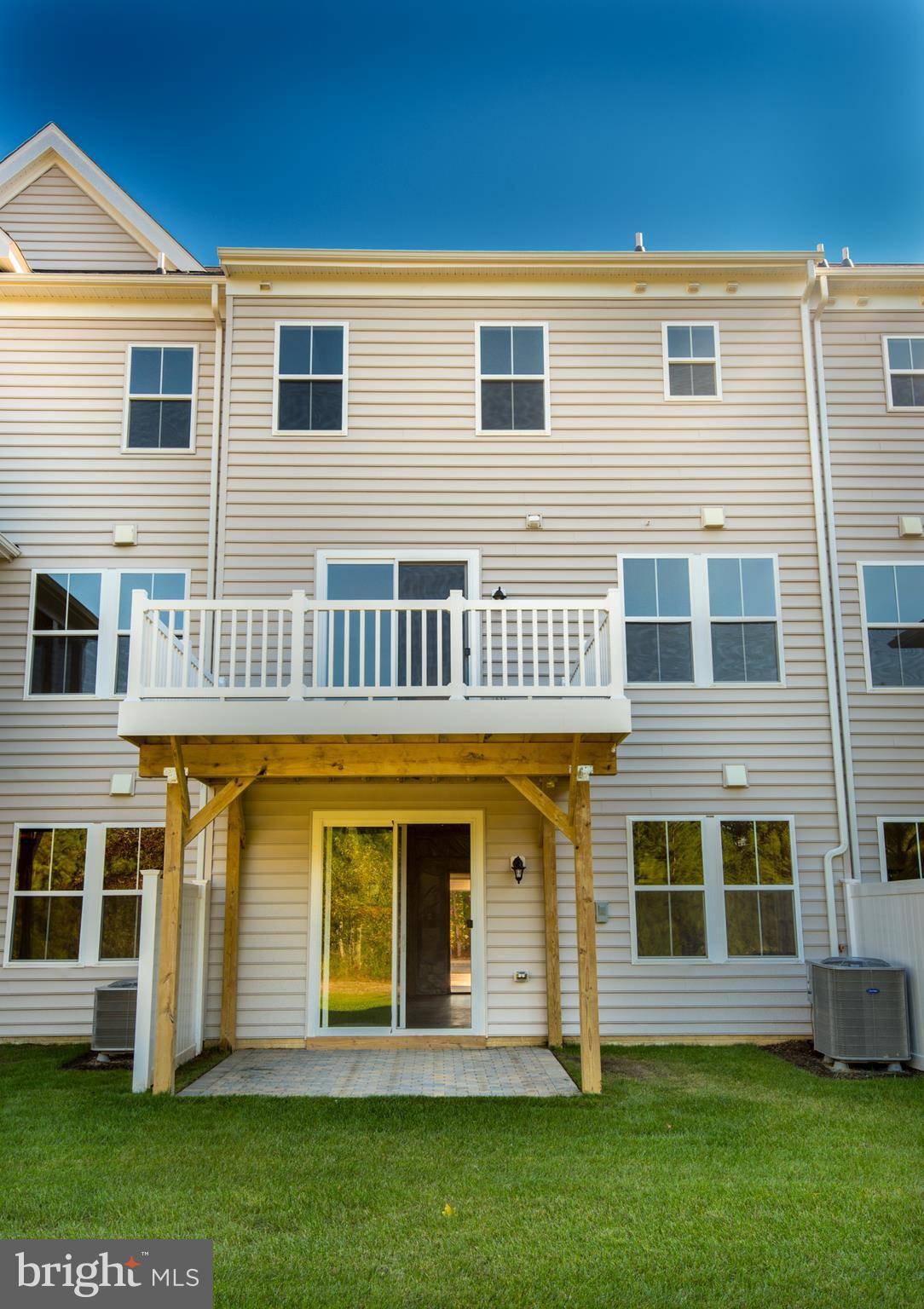 Dowell, MD 20629,210 OYSTER BAY PLACE #210