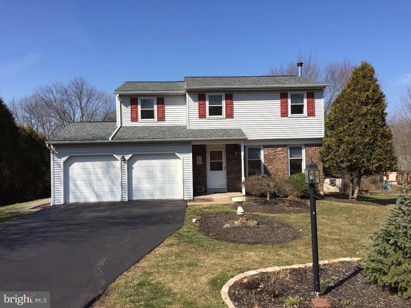 Perkasie, PA 18944,325 THISTLE LN