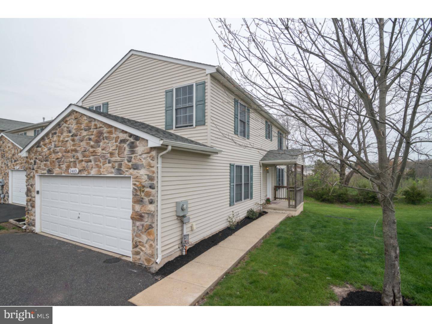 Quakertown, PA 18951,2483 EMERALD LN