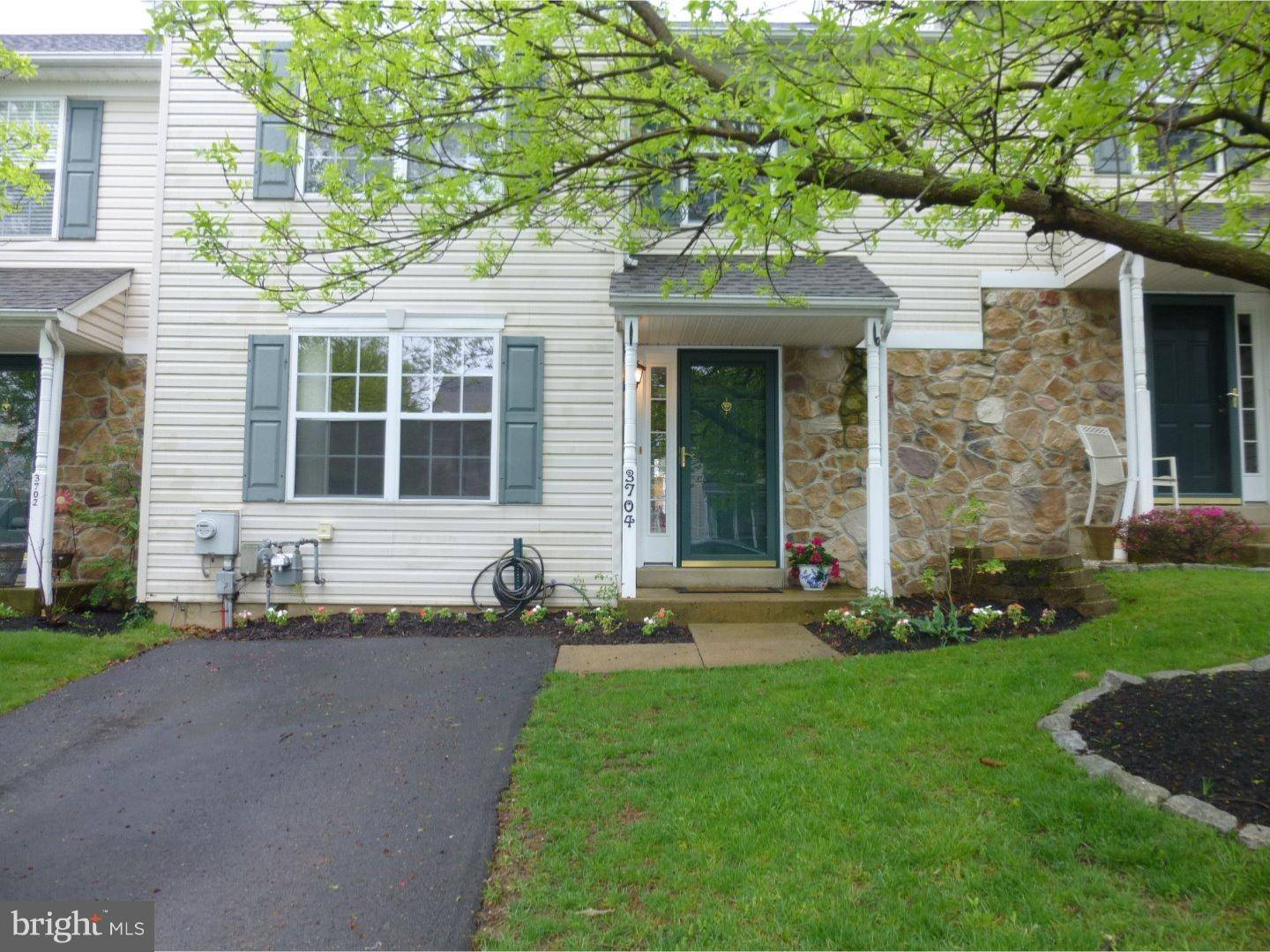 Doylestown, PA 18902,3704 SWETLAND DR