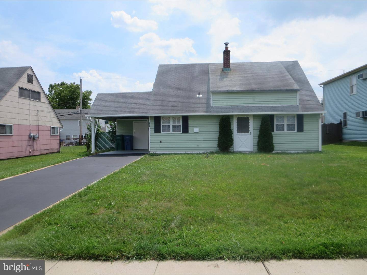 Levittown, PA 19055,35 ROSE ARBOR LN