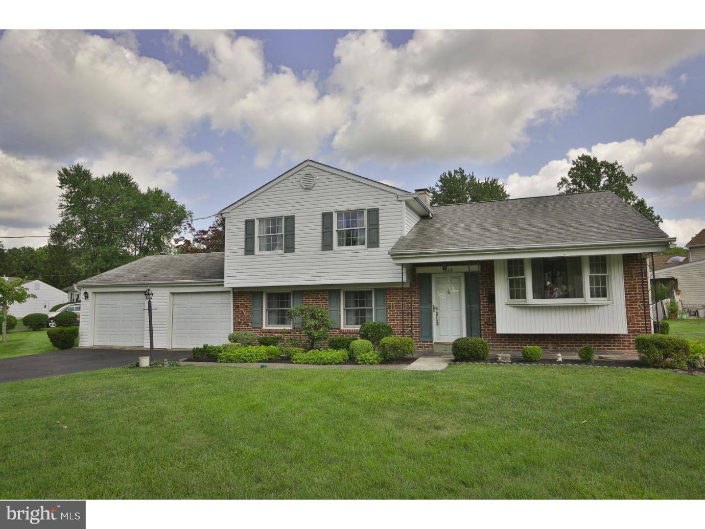 Warminster, PA 18974,1209 LYNDA LN