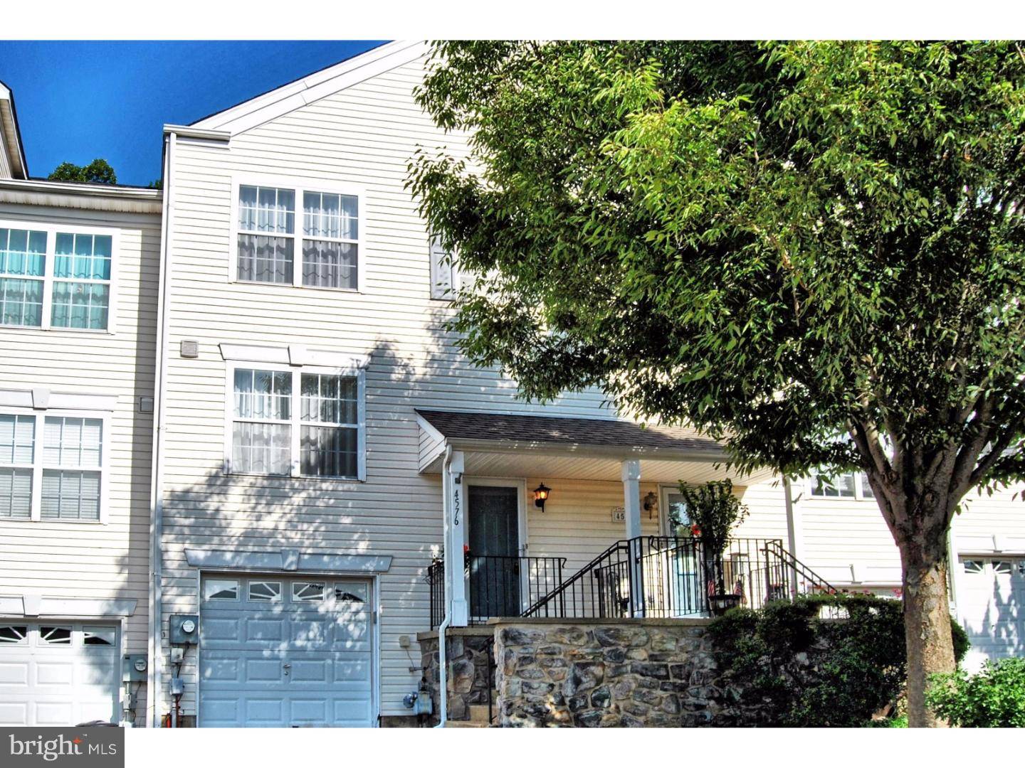 Doylestown, PA 18902,4576 LOUISE SAINT CLAIRE DR