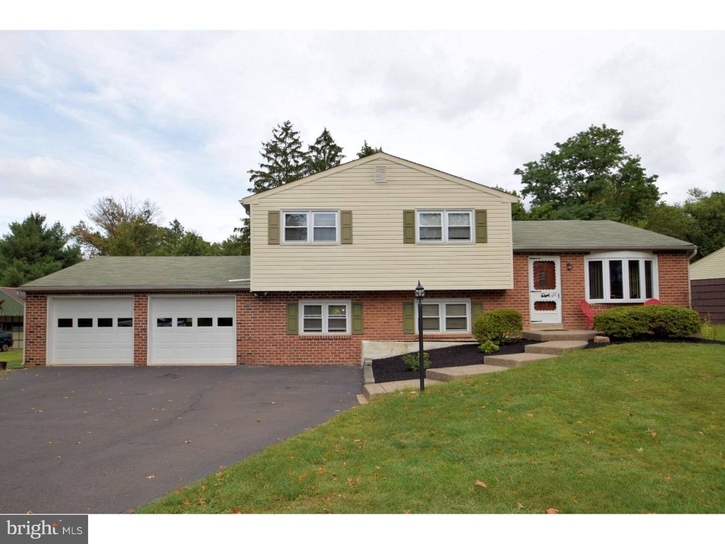 Chalfont, PA 18914,129 CLEMATIS WAY