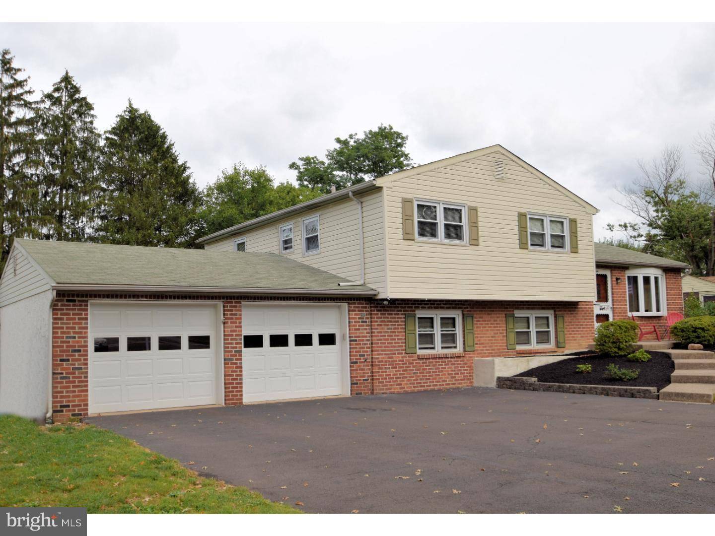 Chalfont, PA 18914,129 CLEMATIS WAY