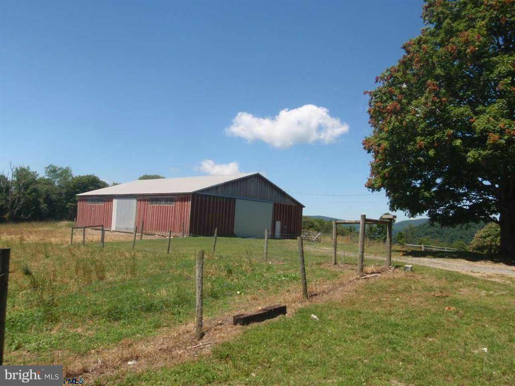 Terra Alta, WV 26764,5160 SALT LICK ROAD