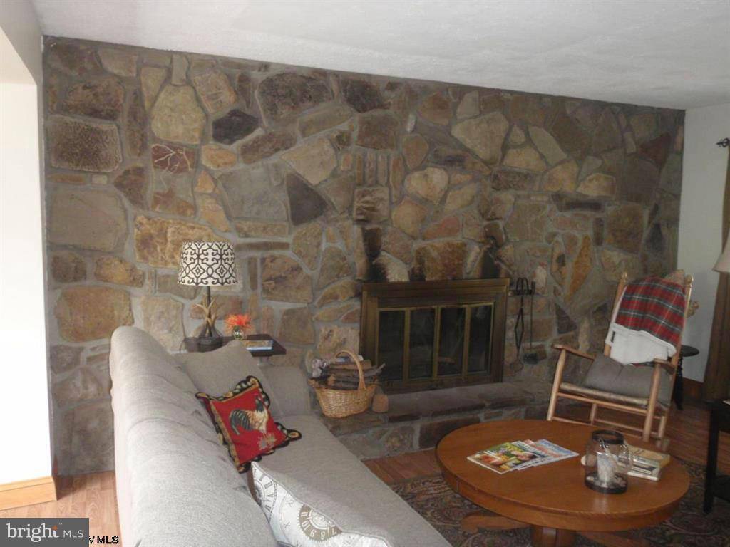 Terra Alta, WV 26764,5160 SALT LICK ROAD