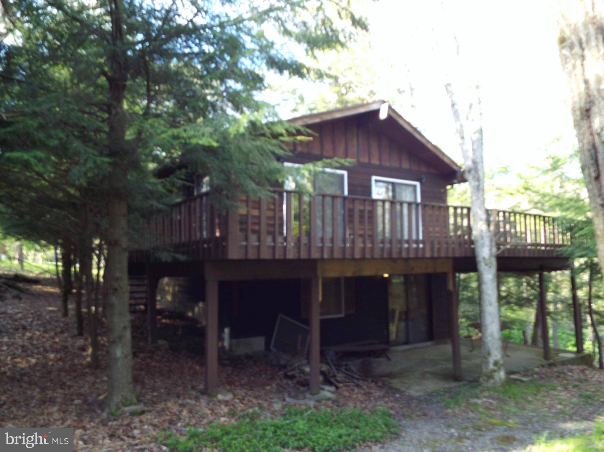 Terra Alta, WV 26764,90 GROSBEAK DR