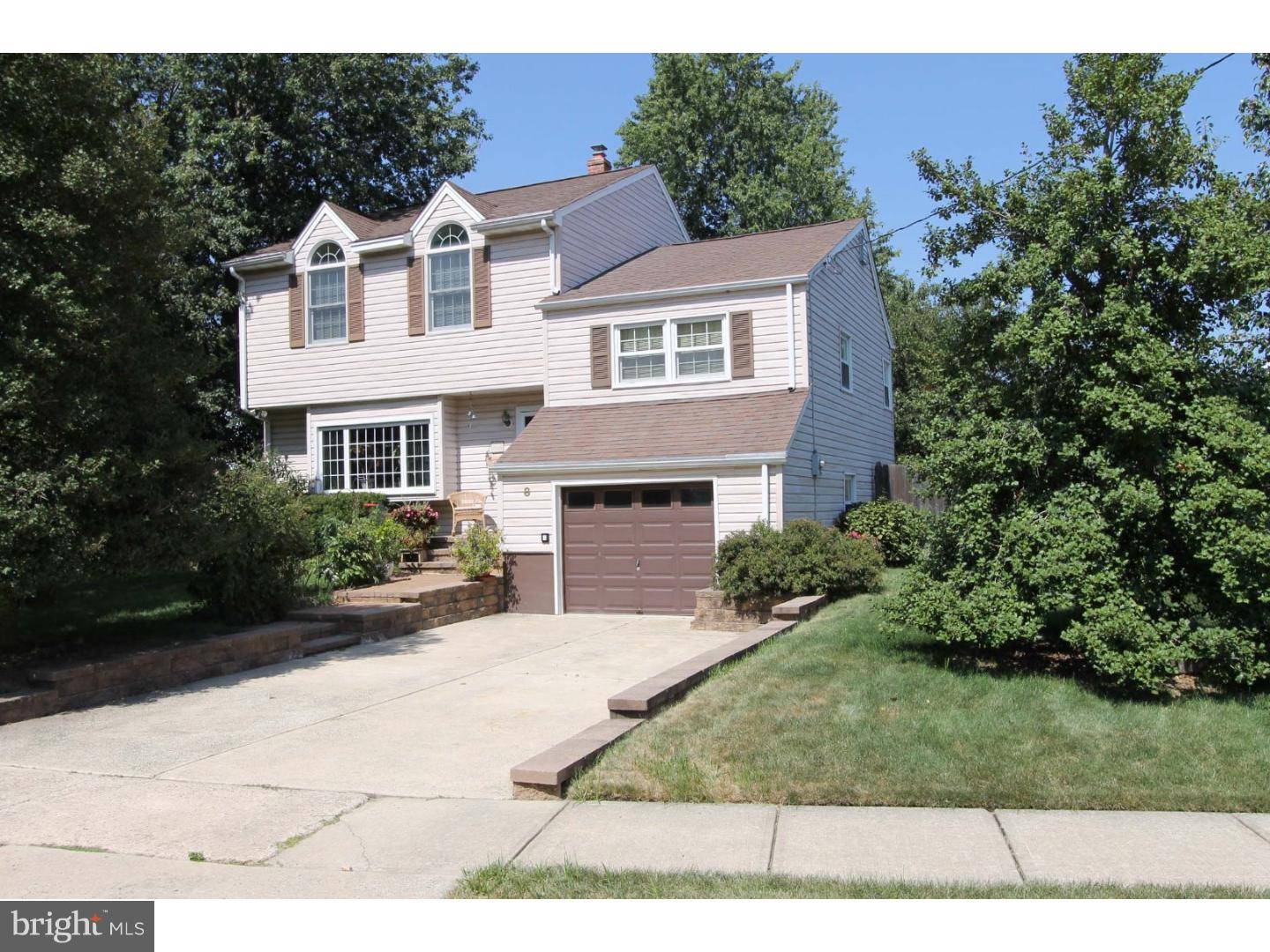 Hamilton Square, NJ 08690,8 BALTUSROL ST