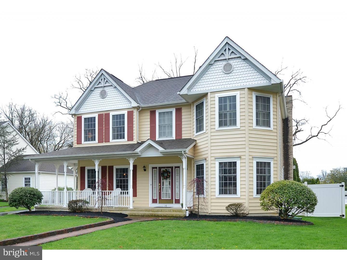 Hamilton Square, NJ 08690,16 EMILY PL