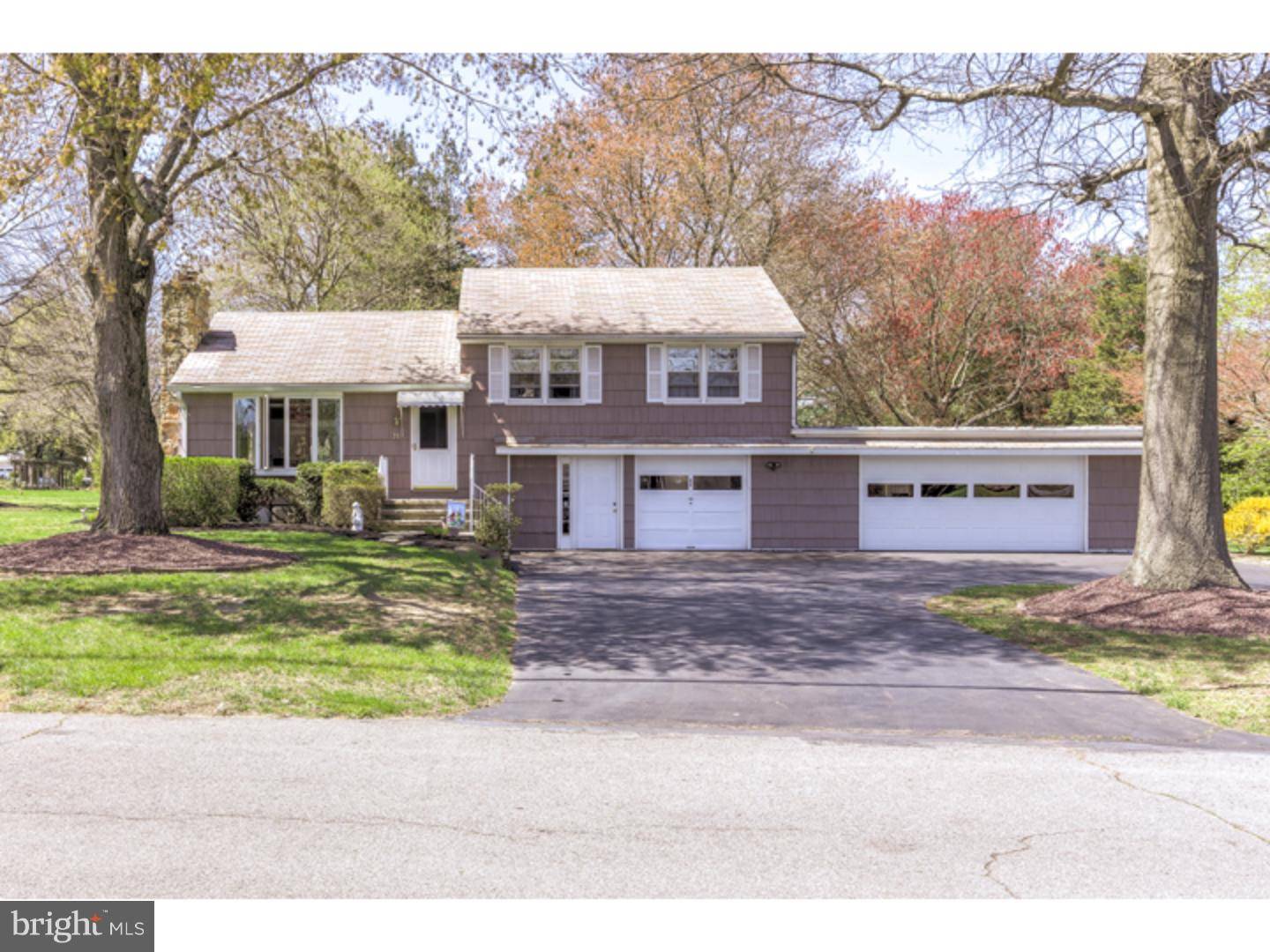 Robbinsville, NJ 08691,21 IVANHOE DR