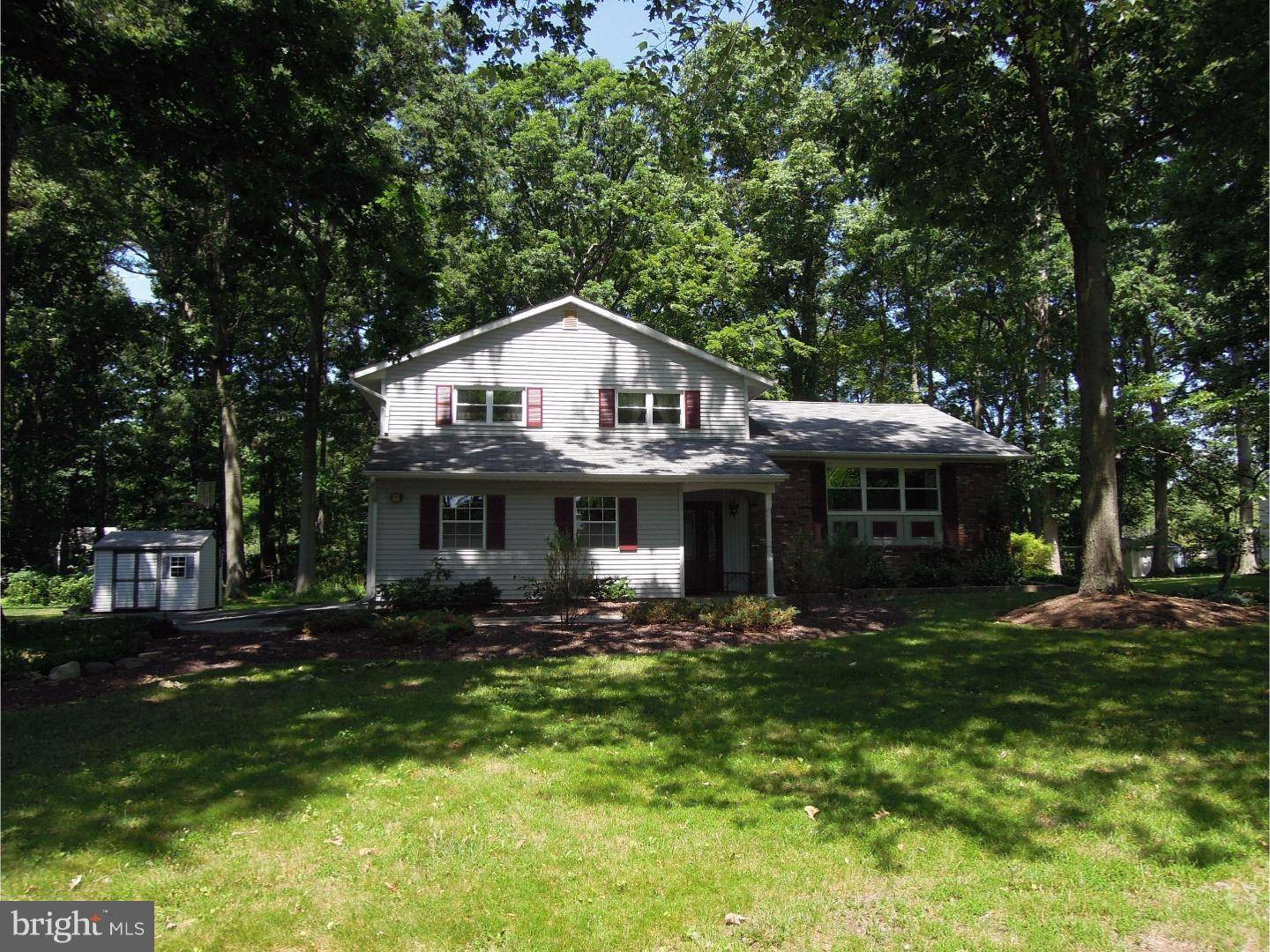 East Windsor Twp, NJ 08520,11 EDWARD DR