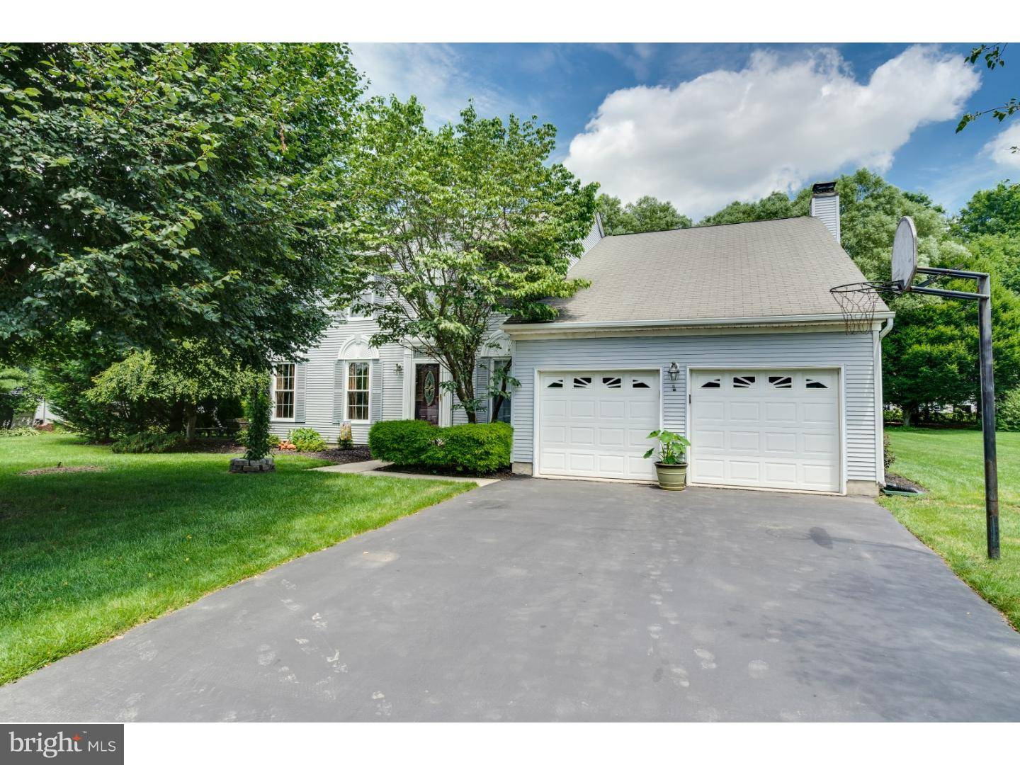 Robbinsville, NJ 08691,8 HIBISCUS LN