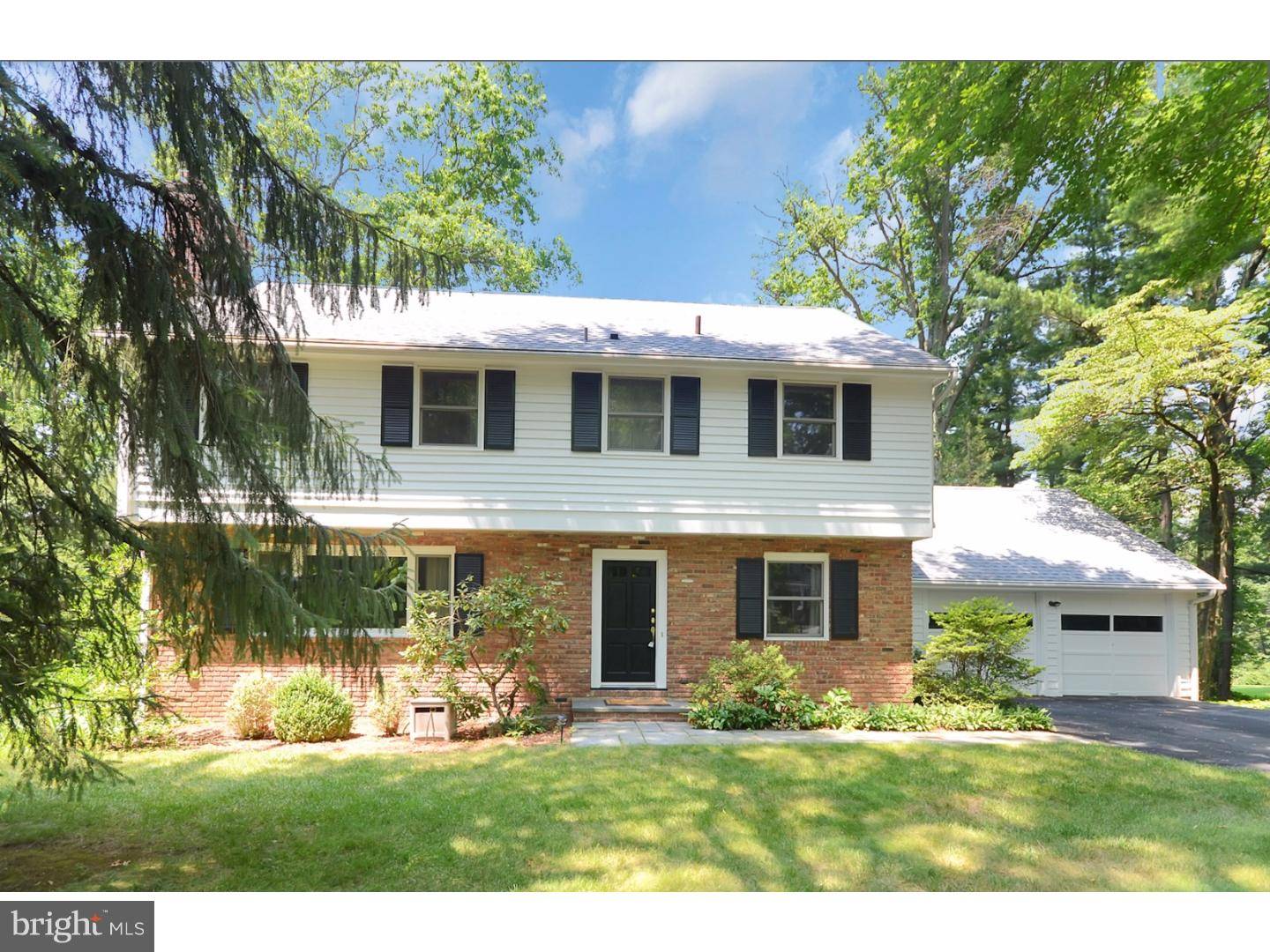 Princeton, NJ 08540,25 WHITE PINE LN