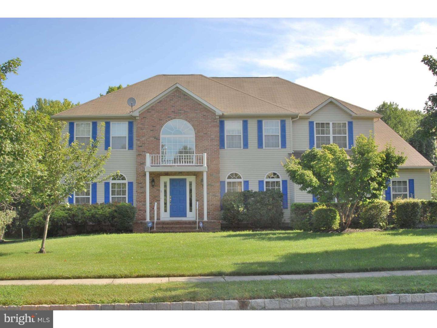 Robbinsville, NJ 08691,8 SAXONY LN