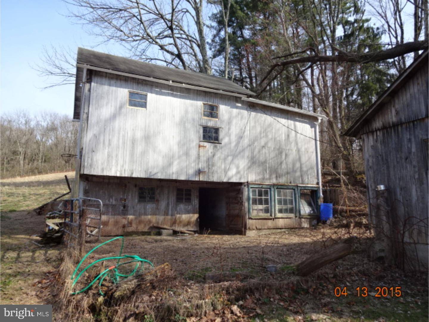 Mohnton, PA 19540,33 WEAVER LN