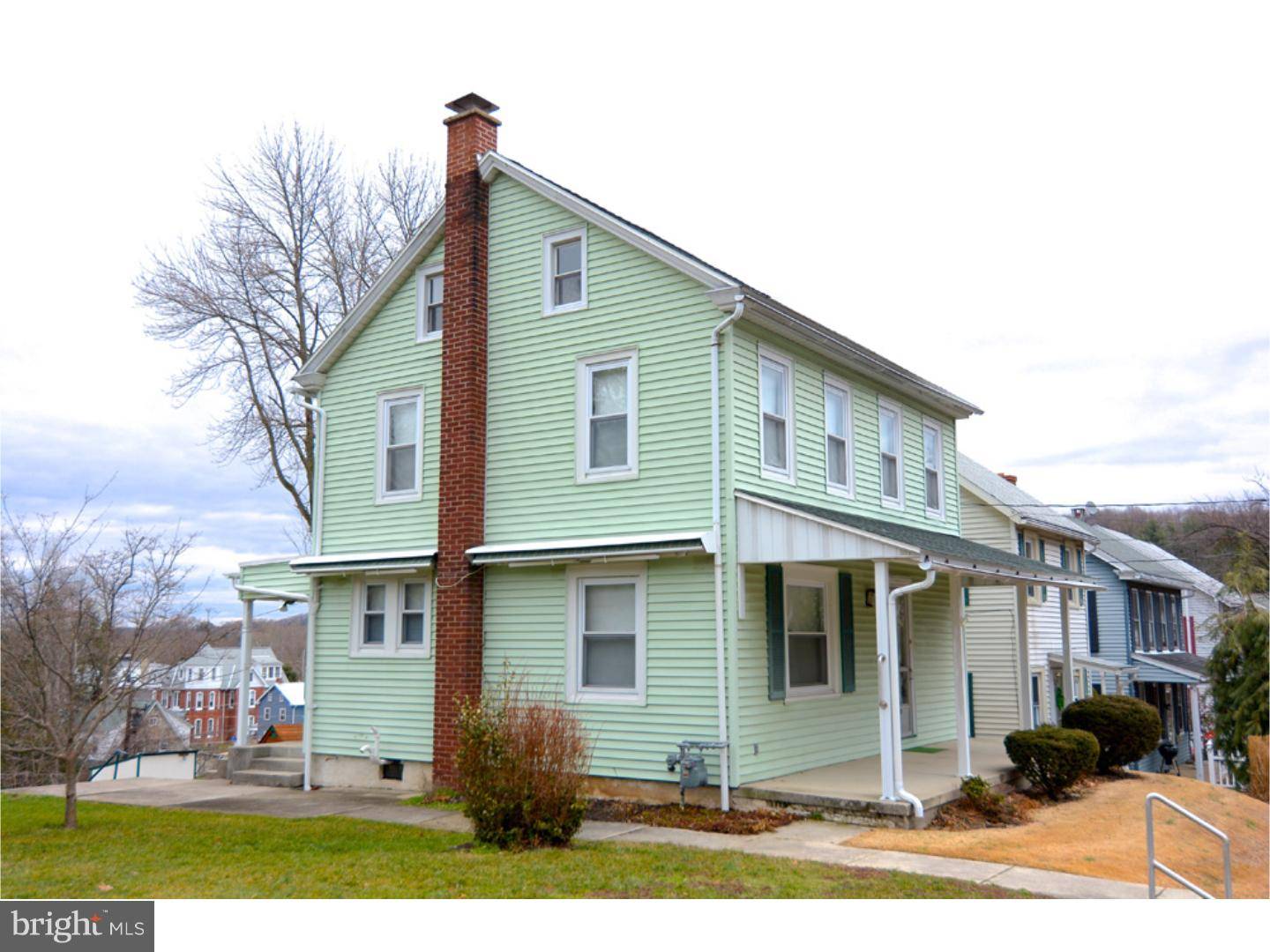 Mohnton, PA 19540,17 MONROE ST