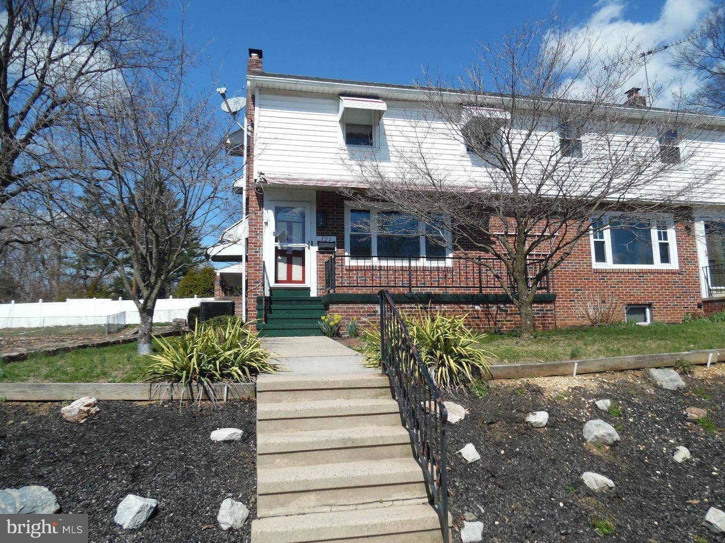 Shillington, PA 19607,321 N WYOMISSING AVE